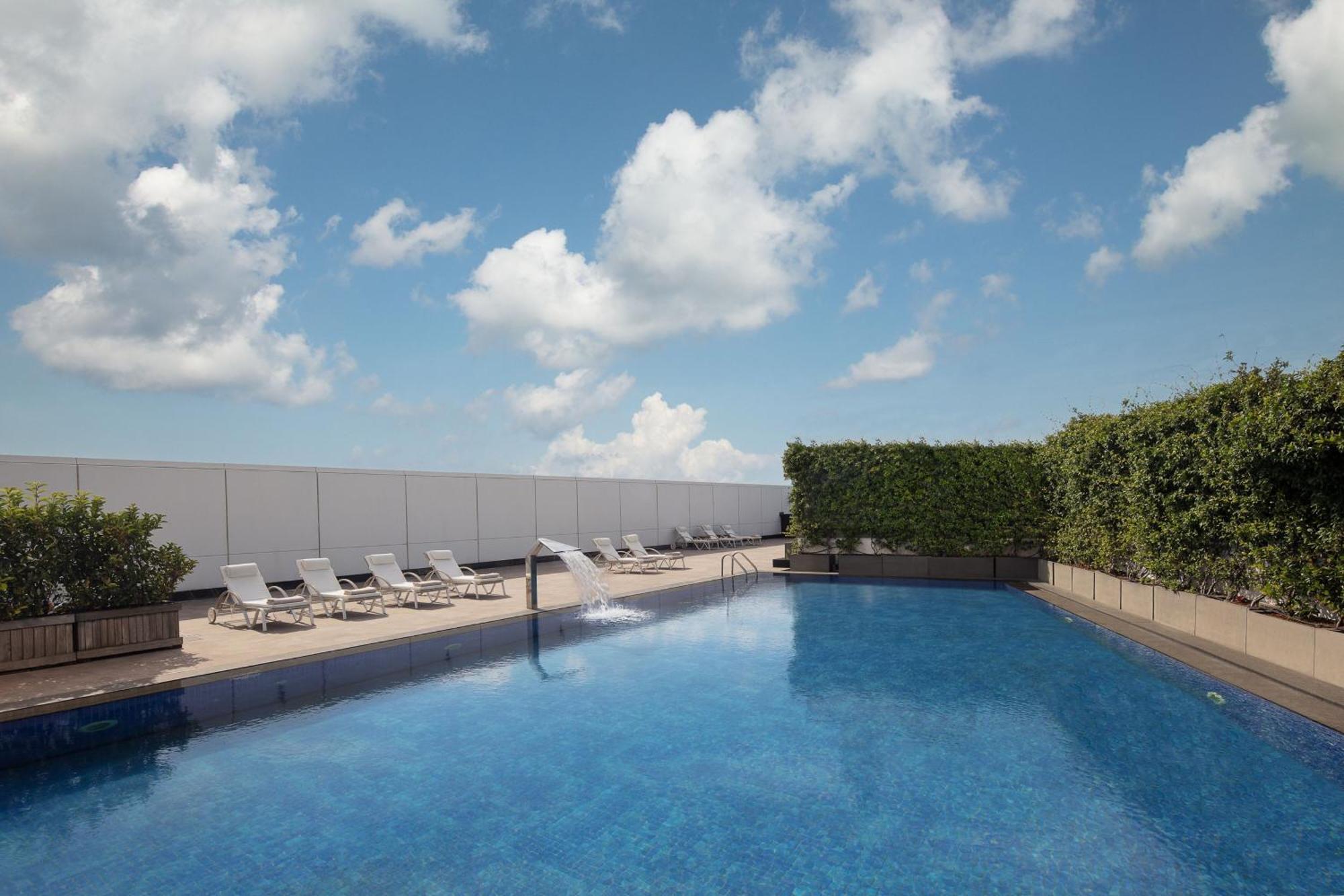 Istanbul Marriott Hotel Pendik Exterior photo