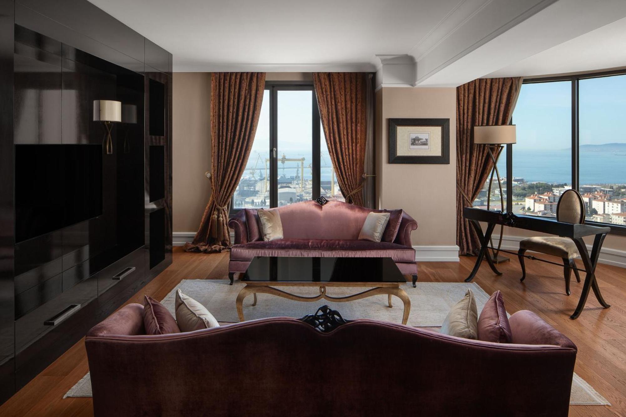 Istanbul Marriott Hotel Pendik Exterior photo