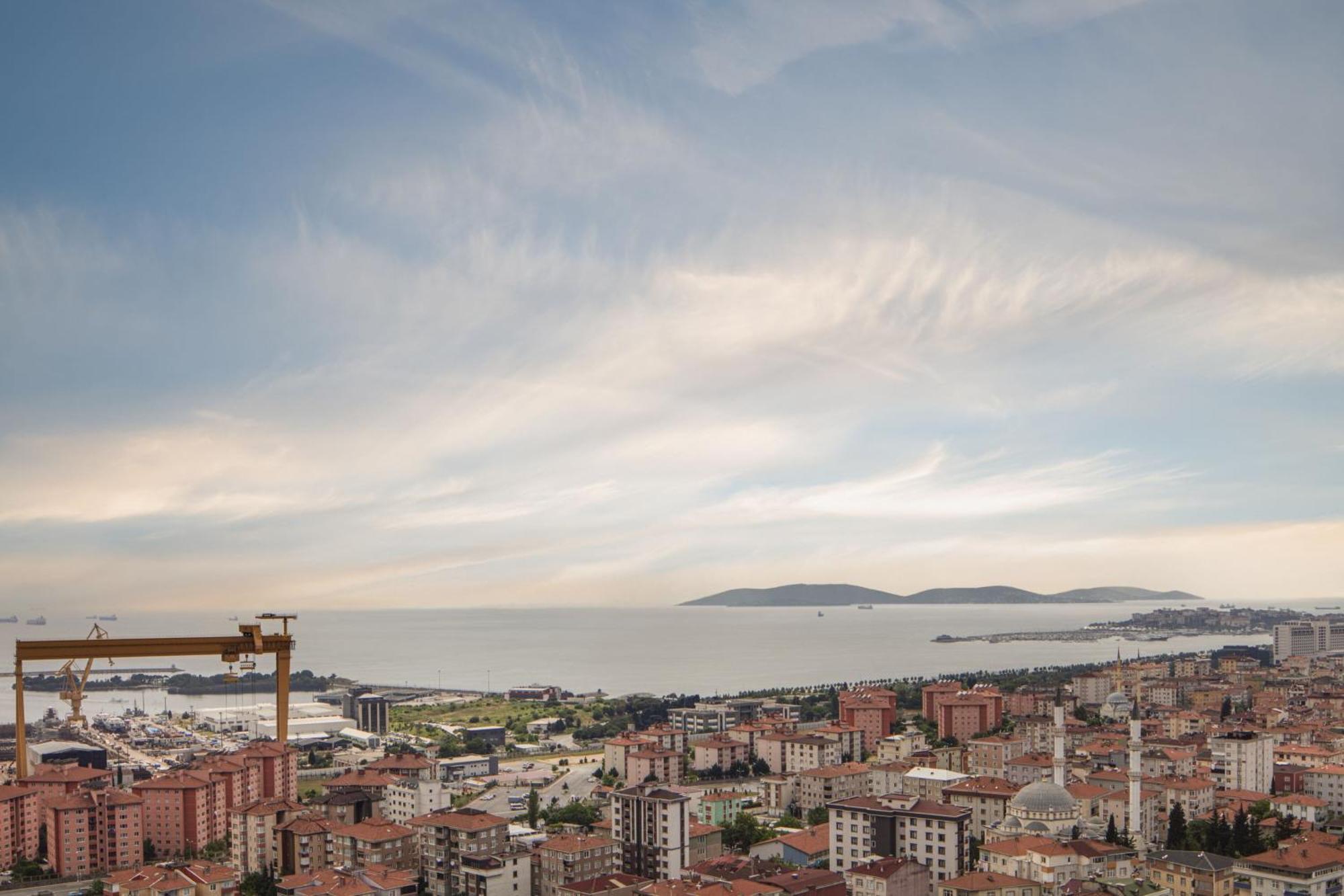 Istanbul Marriott Hotel Pendik Exterior photo